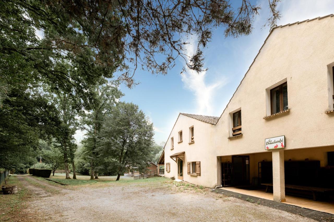 La Donaclaudre - Hebergement De Groupe En Pleine Nature, Ideal Pour Tous Vos Sejours ! 63 Couchages - 2 Grandes Salles - Salle De Jeux - Cuisine Professionnelle - Accessible Facilement - Localisation Attractive -Proche Paris & Disney Saint-Augustin (Seine-et-Marne) Exterior foto