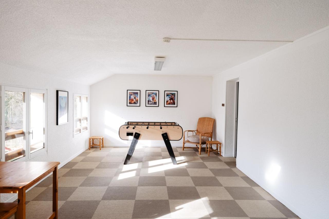 La Donaclaudre - Hebergement De Groupe En Pleine Nature, Ideal Pour Tous Vos Sejours ! 63 Couchages - 2 Grandes Salles - Salle De Jeux - Cuisine Professionnelle - Accessible Facilement - Localisation Attractive -Proche Paris & Disney Saint-Augustin (Seine-et-Marne) Exterior foto