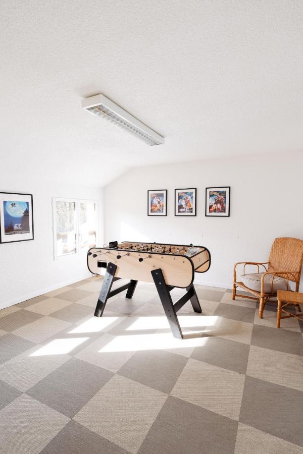 La Donaclaudre - Hebergement De Groupe En Pleine Nature, Ideal Pour Tous Vos Sejours ! 63 Couchages - 2 Grandes Salles - Salle De Jeux - Cuisine Professionnelle - Accessible Facilement - Localisation Attractive -Proche Paris & Disney Saint-Augustin (Seine-et-Marne) Exterior foto