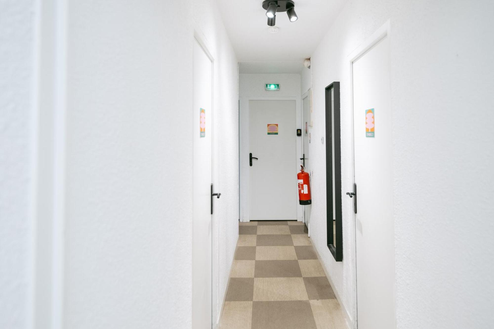 La Donaclaudre - Hebergement De Groupe En Pleine Nature, Ideal Pour Tous Vos Sejours ! 63 Couchages - 2 Grandes Salles - Salle De Jeux - Cuisine Professionnelle - Accessible Facilement - Localisation Attractive -Proche Paris & Disney Saint-Augustin (Seine-et-Marne) Exterior foto